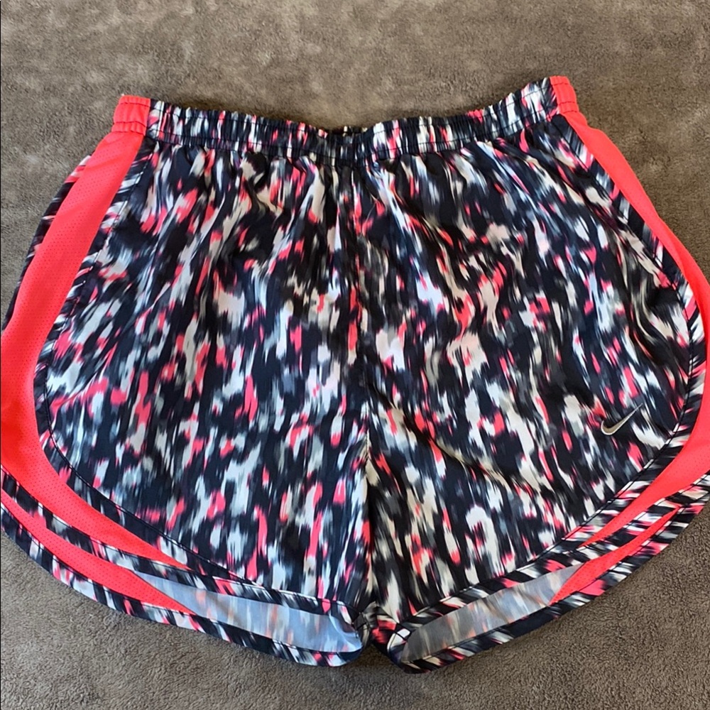 Nike Black Pink White and grey Athletic Short  Moisture-Wicking size S Dri-Fit